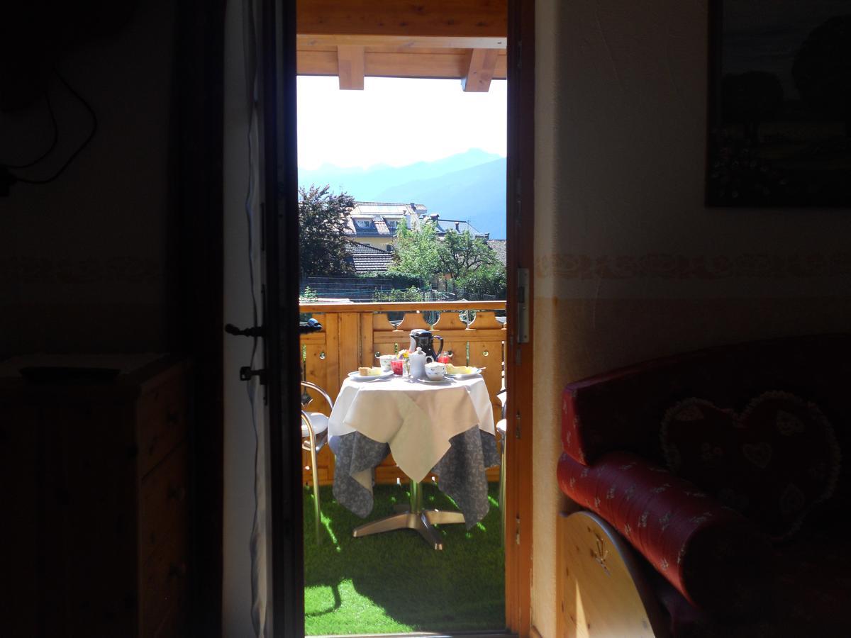 קאבאלס Hotel Garni Salvanel מראה חיצוני תמונה