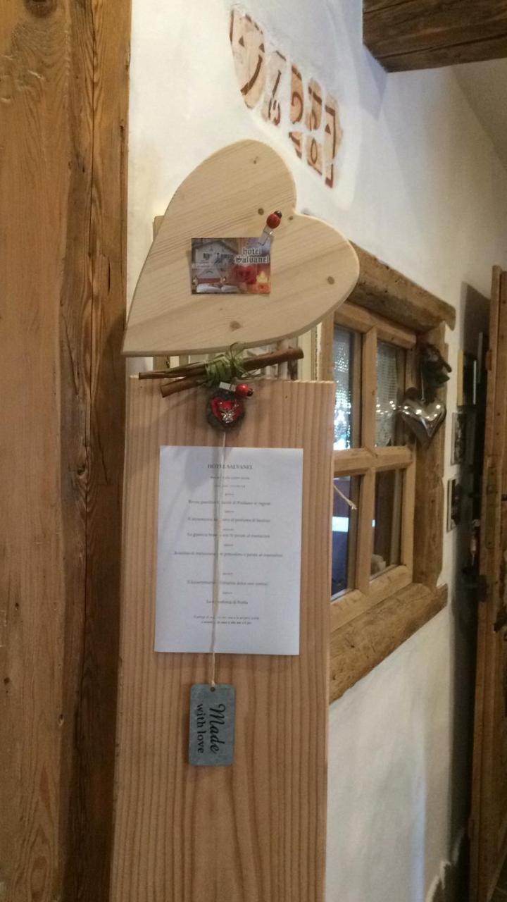 קאבאלס Hotel Garni Salvanel מראה חיצוני תמונה
